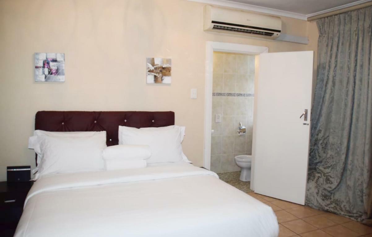 Lacasa Bellville Guesthouse Città del Capo Esterno foto